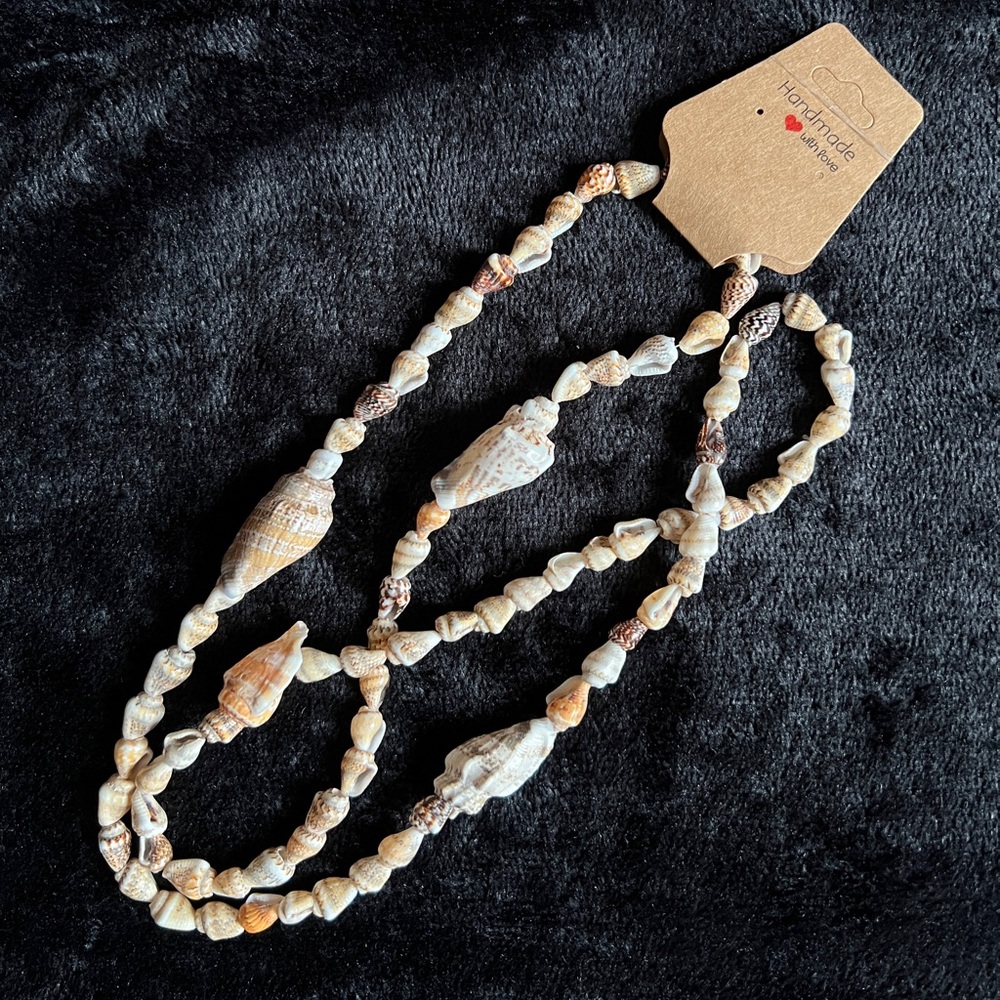 long baby conch Seashell Necklaces Handmade Beach new with tag 33"
